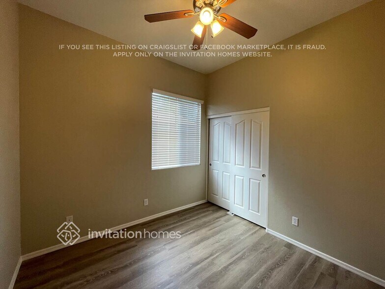 Building Photo - 13601 W Ironwood St