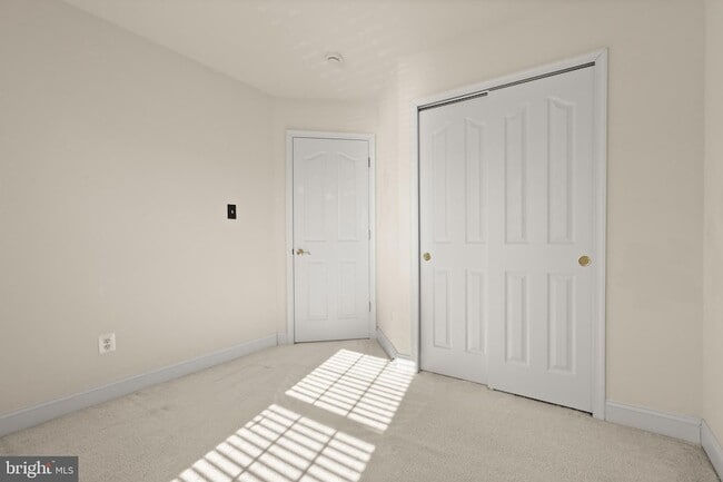 Building Photo - 618 Berwick Ct