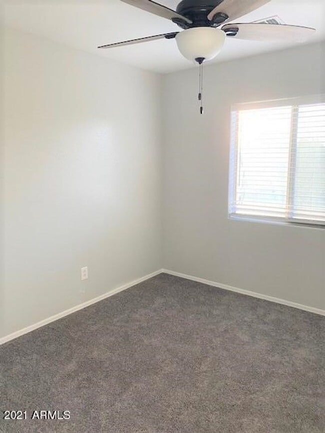 Building Photo - Rare 5-Bedroom Rental with Designer Kitchen and Community Pool