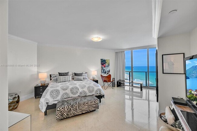 Building Photo - 3101 S Ocean Dr