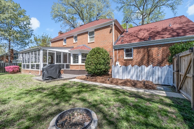 Building Photo - 4125 Duke of Gloucester Dr