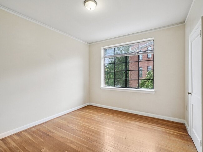 Floorplan - Cameron Court Apartments