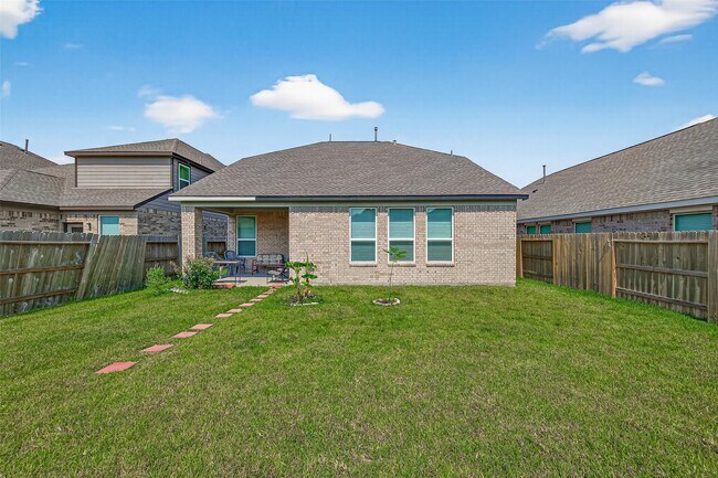 Building Photo - 21319 Tropisea Dr