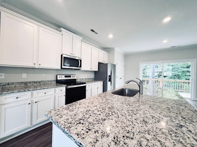 Building Photo - 5220 Stream Stone Way