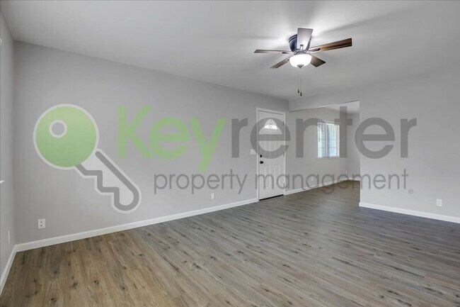 Building Photo - 8256 Manhart Dr