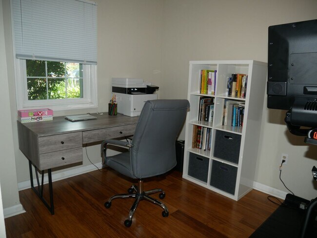 Building Photo - ***Bright and Beautifully Appointed 3BED/3BATH Townhome in Vienna for Rent ***