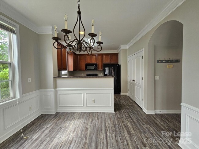 Building Photo - 8728 Arbor Creek Dr
