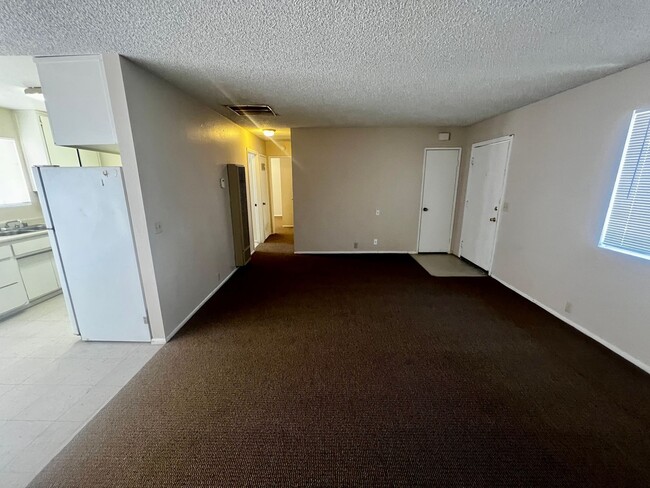 Building Photo - 73451 Sun Valley Dr