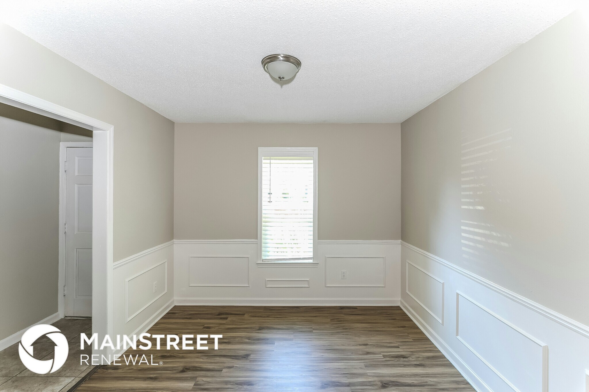 Building Photo - 6350 Limewood Ave