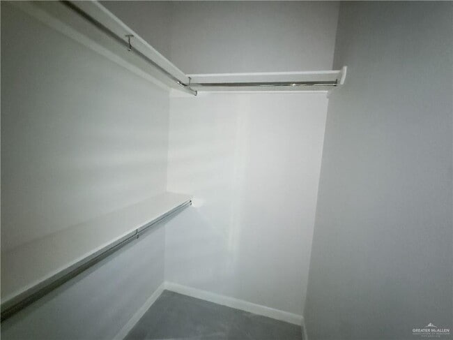 Building Photo - 13 Puffin Ave