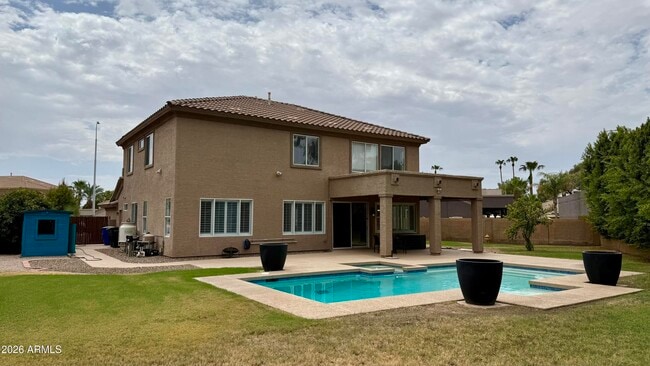 Building Photo - 3640 S Barberry Pl