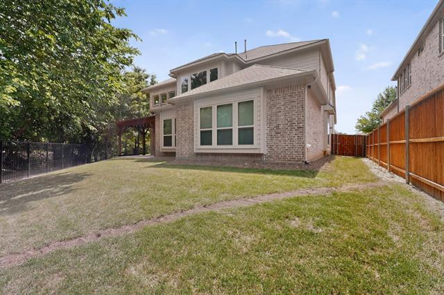 Building Photo - 1604 Frederickburg Dr