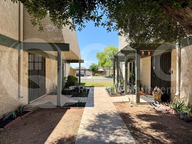 Primary Photo - 6074 W Golden Ln