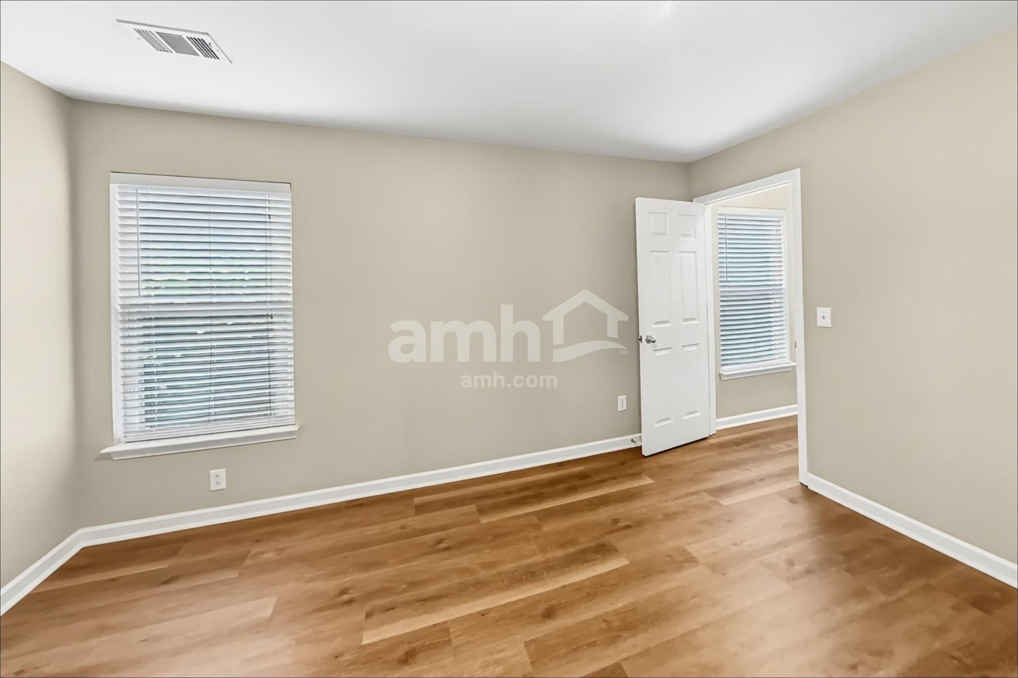 Building Photo - 1808 Bunting Way Dr