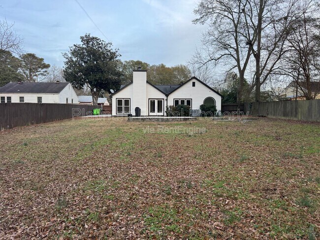 Building Photo - 1886 Benson Ave SE