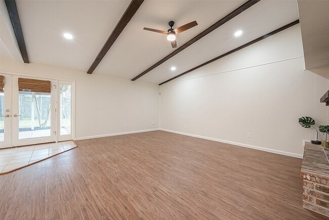 Building Photo - 16810 Sweno Ct