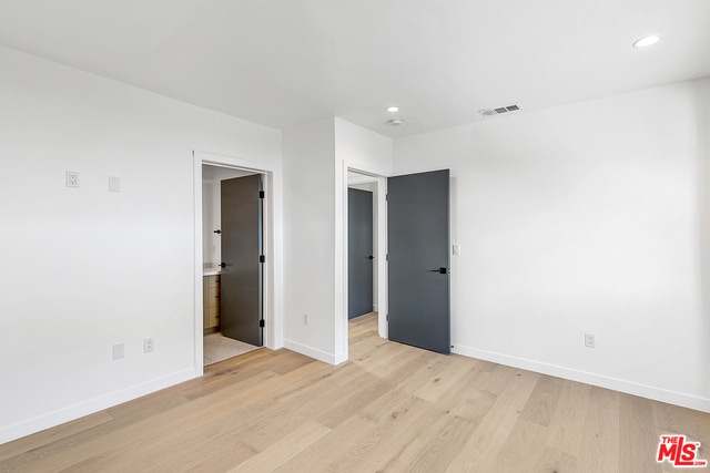 Building Photo - 1210 Larrabee St