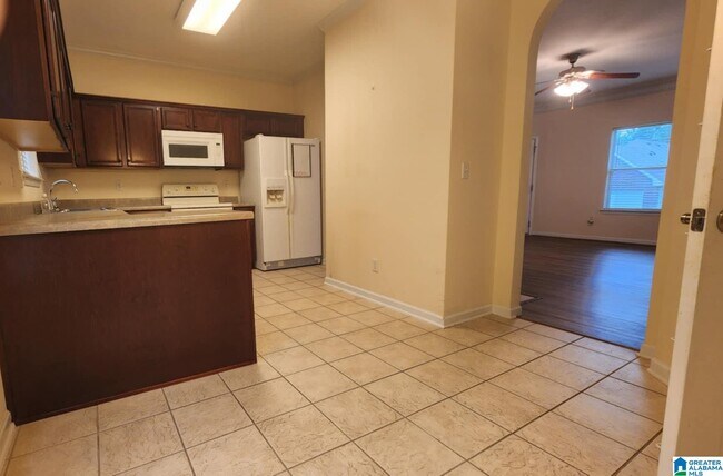 Building Photo - 299 High Ridge Dr