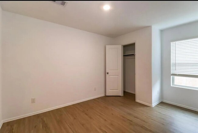 Building Photo - 20862 Masella Ridge Dr