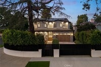 Building Photo - 13627 Chandler Blvd