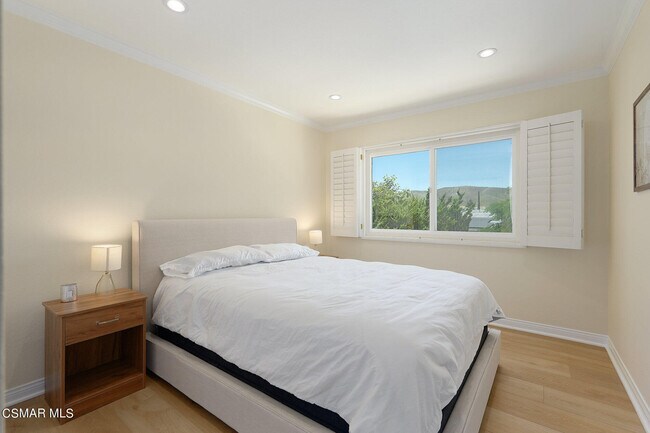 Building Photo - 5557 Adelina Ct