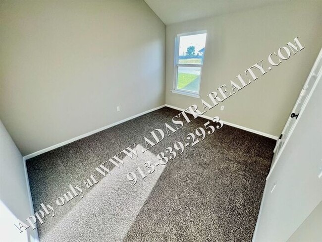 Building Photo - Brand NEW!! Spacious 4 Bed 2 Bath Home in Gardner-Coming Soon!!