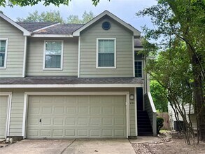 Building Photo - 226 S Walden Elms Cir