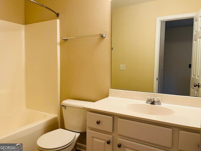 Building Photo - 39 Tahoe Dr