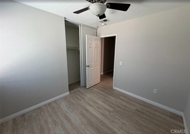 Building Photo - 14053 Bluewood Dr