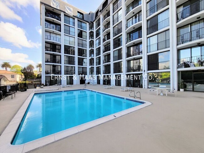 Building Photo - 2601 E Ocean Blvd