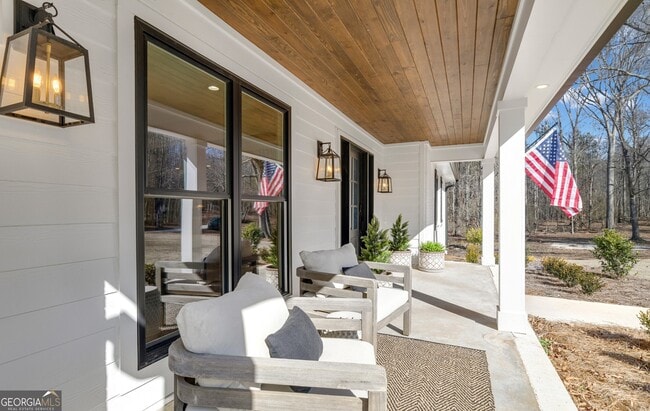 Building Photo - 459 Lester road