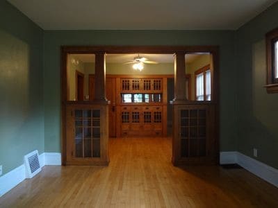 Building Photo - 1048 24th Ave SE