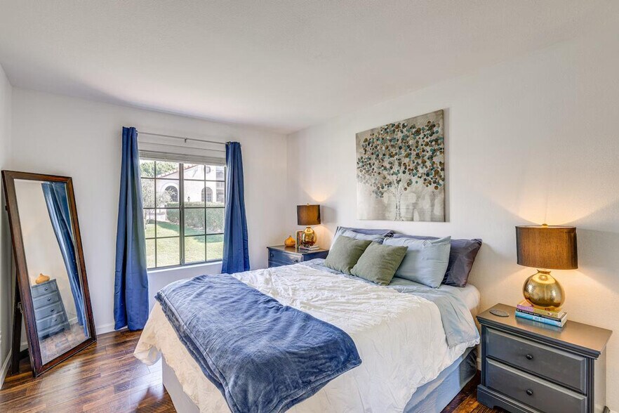 Building Photo - 11011 N 92nd St