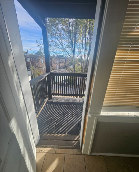 Building Photo - 4004 Keokuk St