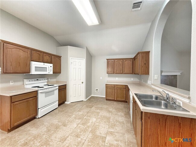 Building Photo - 2254 Hidden Meadow