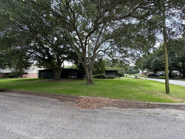 Building Photo - 3900 Aggie Dr