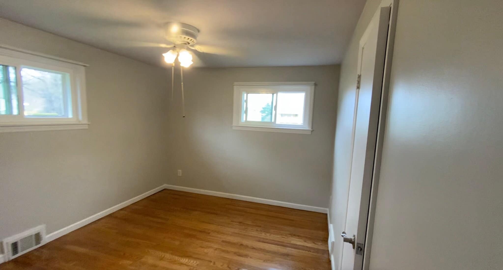 Building Photo - 73 Kenway Dr