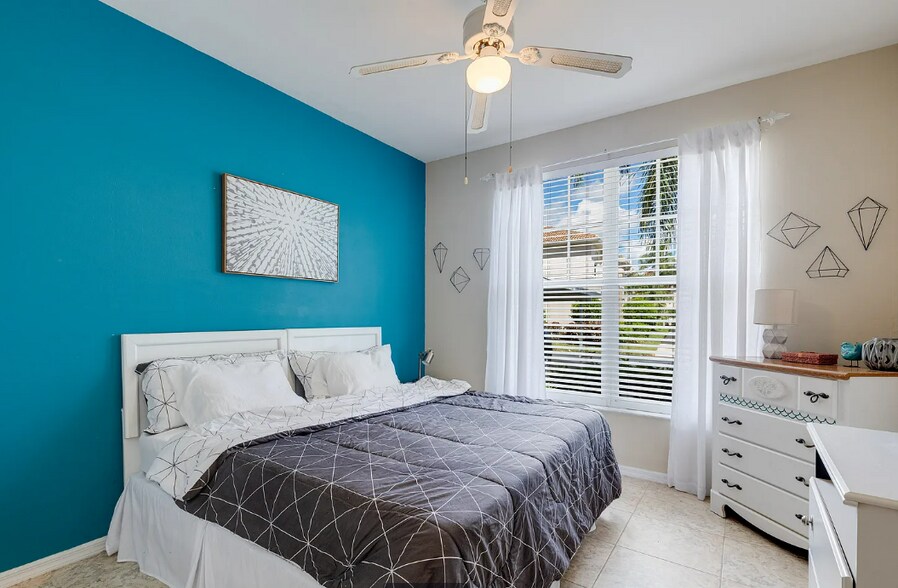 Building Photo - 14960 Vista View Way