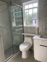 Building Photo - 1542 Tibbits Ave