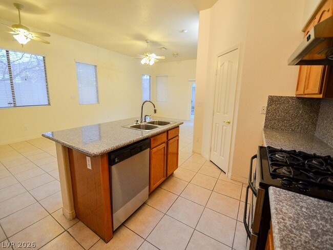 Building Photo - 401 Madison Taylor Pl