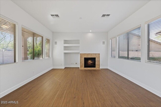 Building Photo - 2413 W Sienna Bouquet Pl