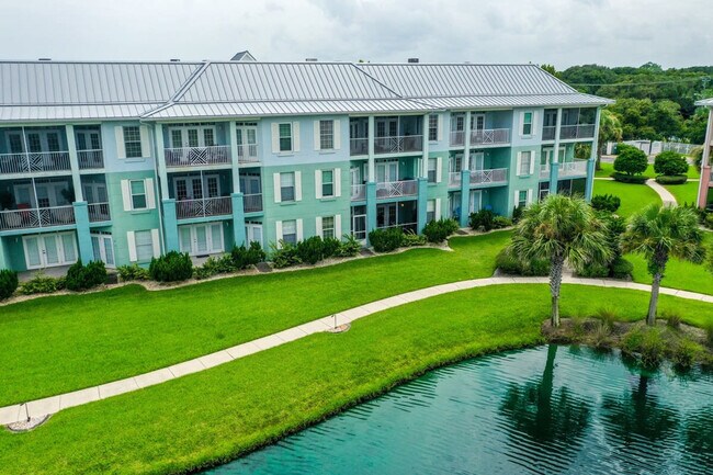 Building Photo - 265 Atlantis Cir