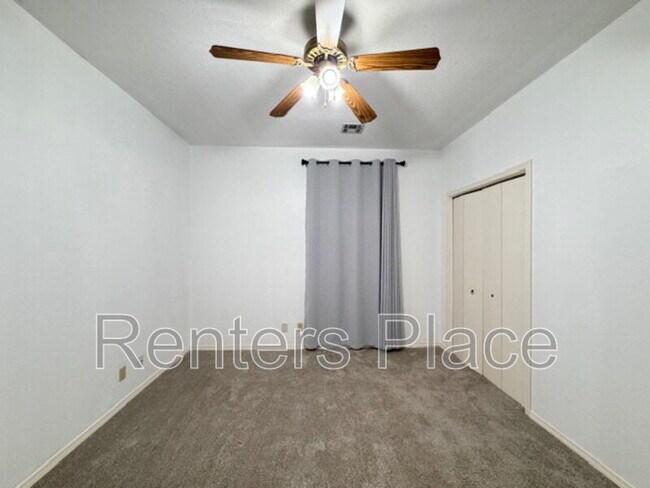 Building Photo - 11121 S 106th E Ave