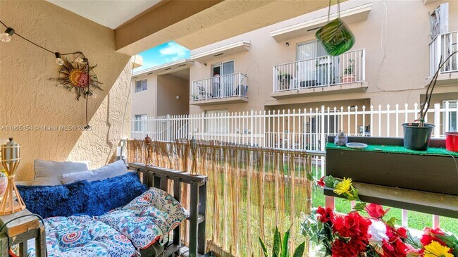 Building Photo - 7935 W 30th Ct