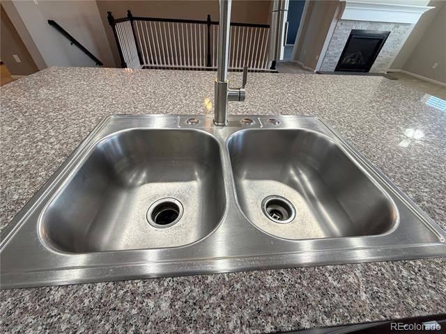 Building Photo - 5015 S Wenatchee St