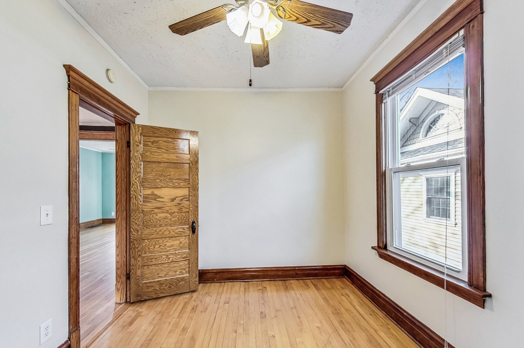 Bedroom 3 - 3747 N Kostner Ave