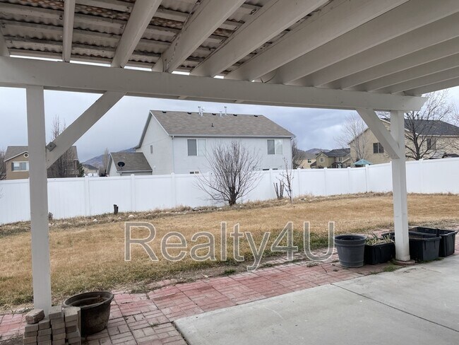 Building Photo - 2867 Willow Patch Rd