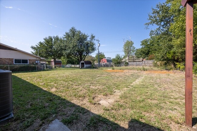 Building Photo - 103 Hillcrest Dr