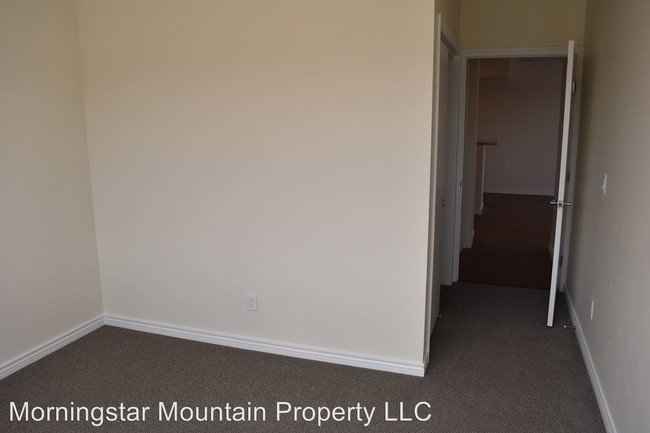 Building Photo - 2 br, 2 bath Apartment - 500 Red Table Dr