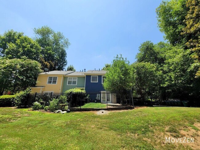 Building Photo - 1628 Lela Avenue